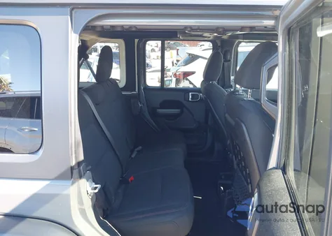 2019 Jeep Wrangler Unlimited Rubicon 4X4 z USA, uszkodzony, nr VIN 1C4HJXFG3KW657081